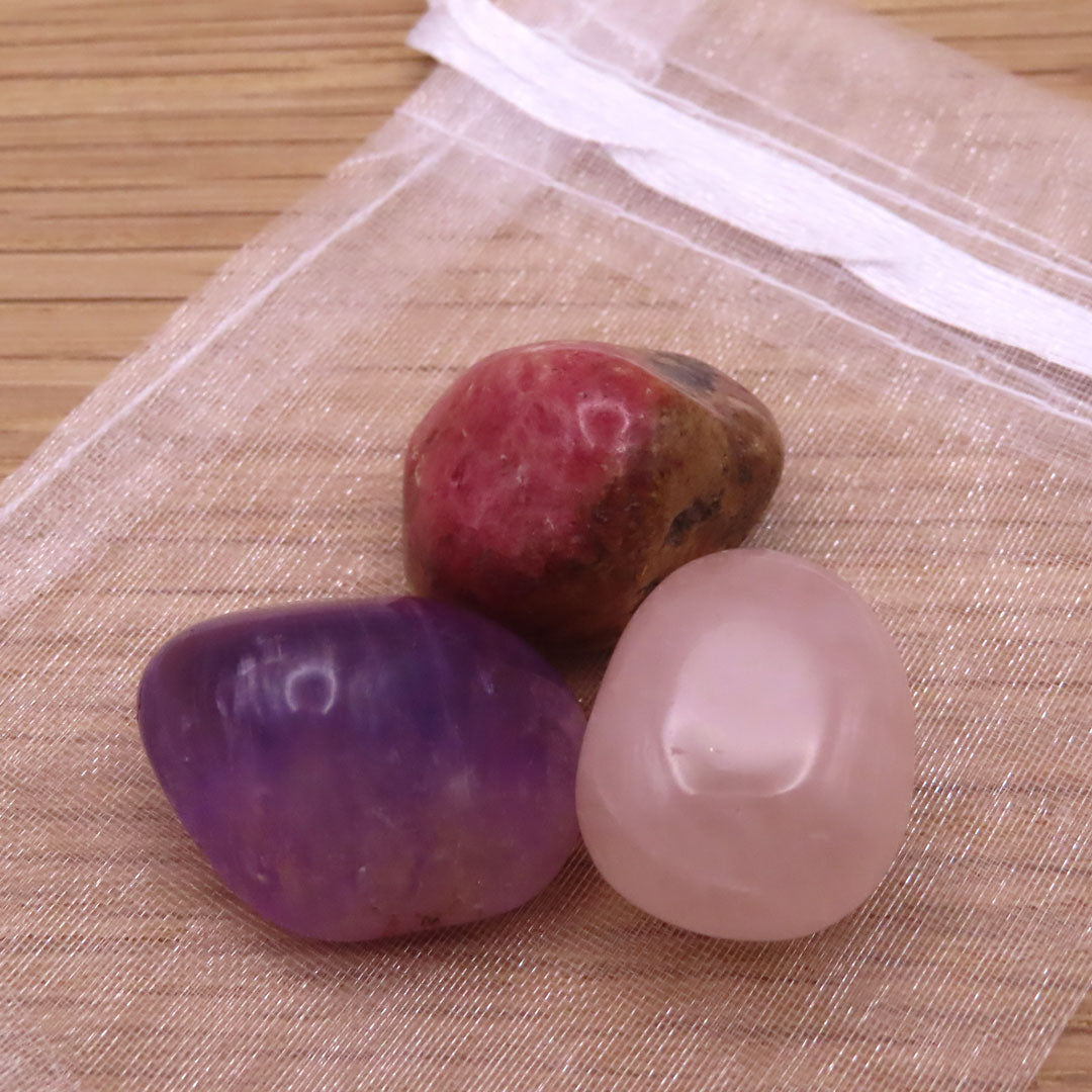 Crystal Pockets - Keep the power of crystals close to you