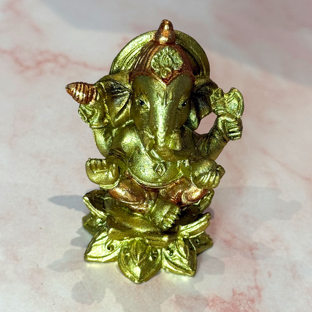Set of 4 Mini Lord Ganesh Statues - Ideal for Your Altar