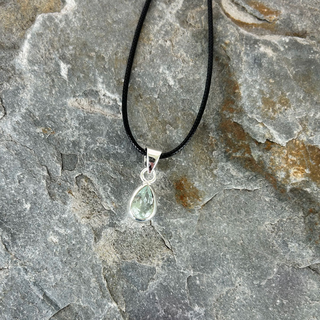 Aquamarine set in Sterling Silver: Stone of courage and calm