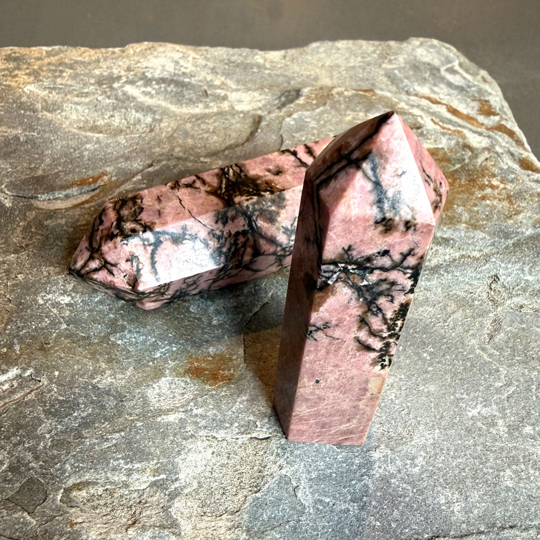 Rhodonite Point