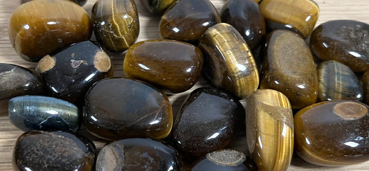 Tiger’s Eye: A Stone of Strength, Protection, and Confidence