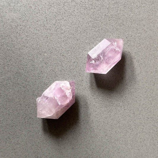 Double Terminated Crystal Point