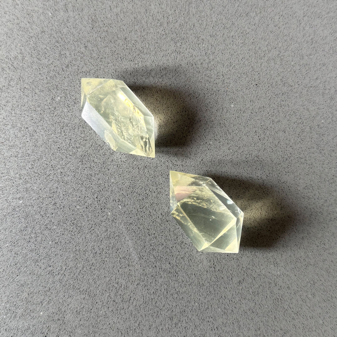 Double Terminated Crystal Point
