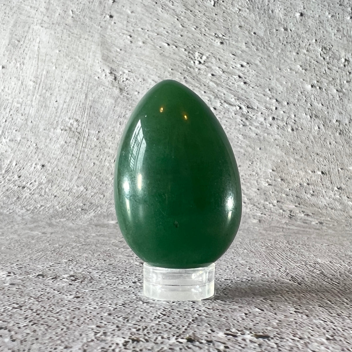 Green Aventurine Egg Medium 4.5cm | The Wise Old Woman