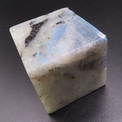 Grey Labradorite Cube