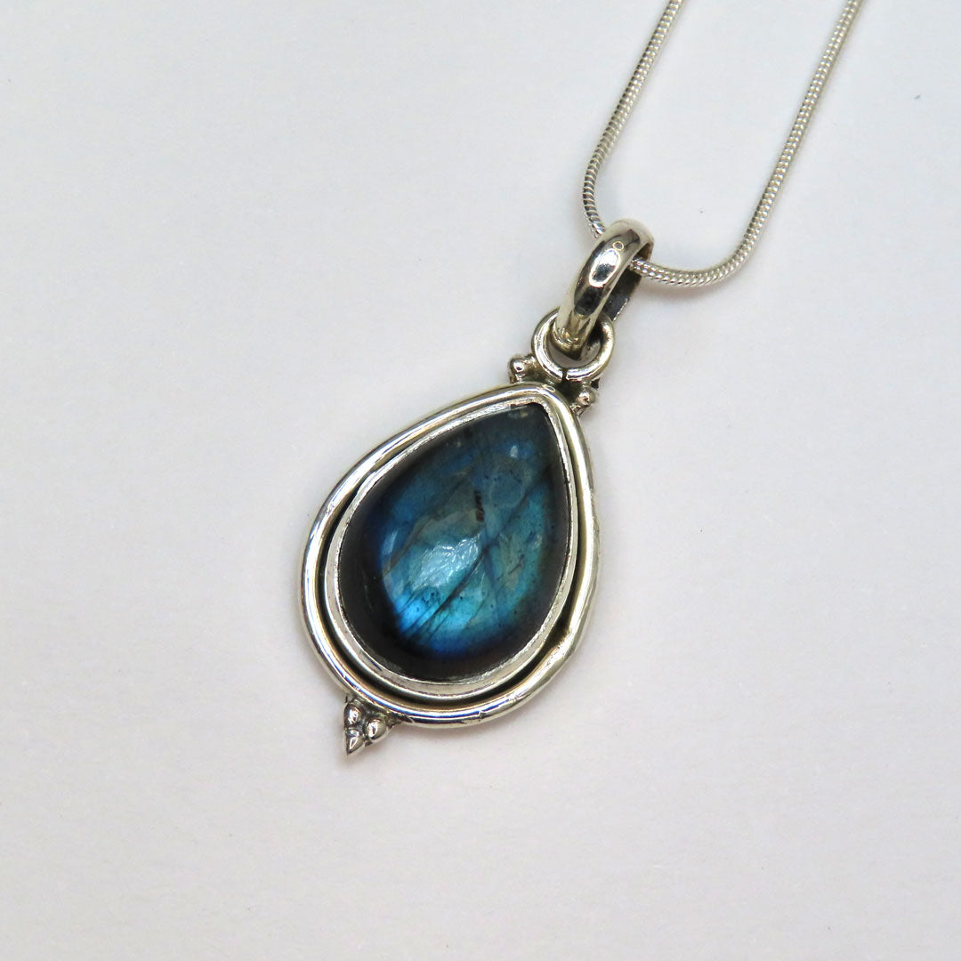 Silver Labradorite Drop Necklace