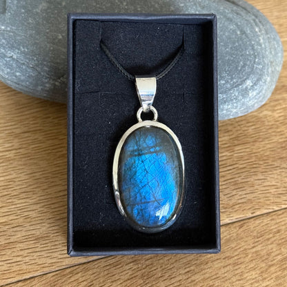 Handcrafted Labradorite Necklace