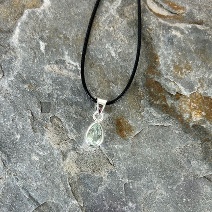 Aquamarine set in Sterling Silver: Stone of courage and calm
