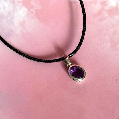 Amethyst and Sterling Silver Oval necklace