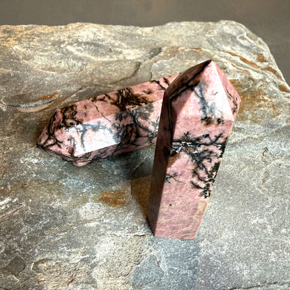 Rhodonite Point
